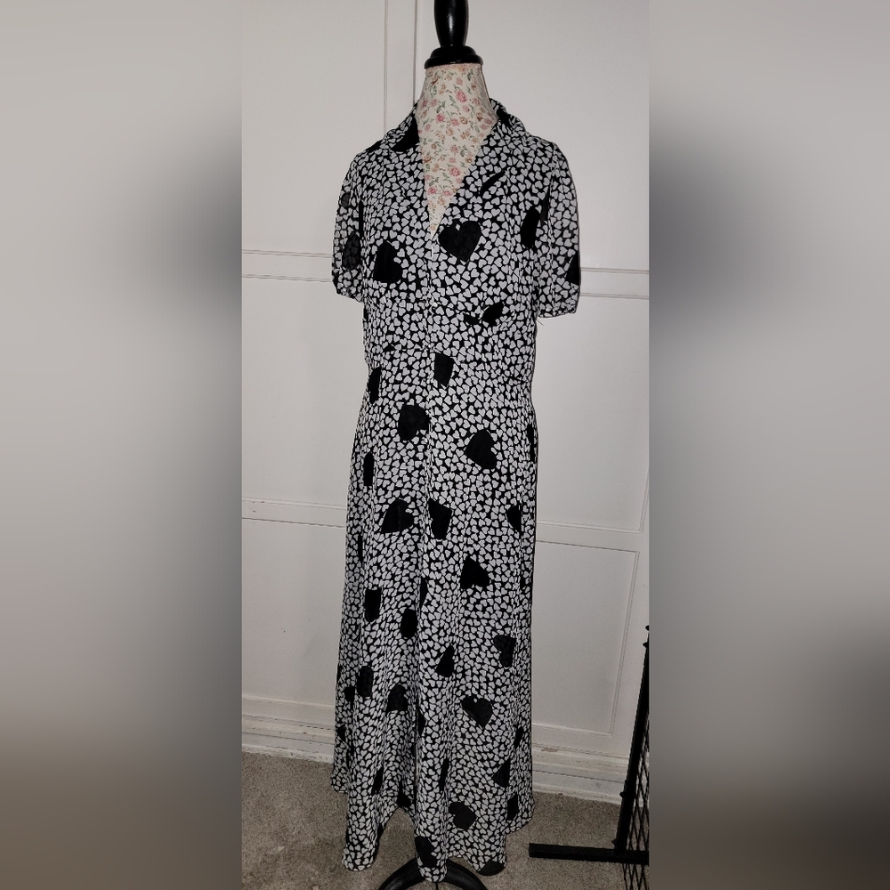 Betsey Johnson Elegant Black and White Heart Dress Size Small